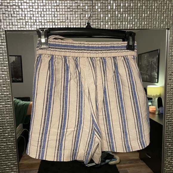 J. Crew linen shorts - Picture 2 of 3